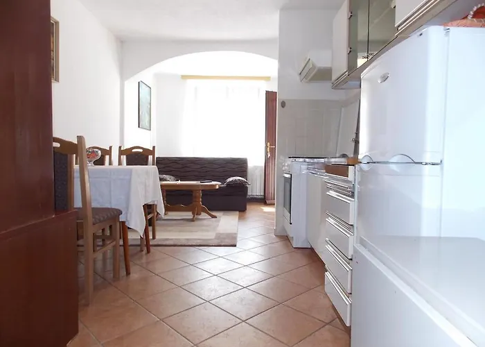 5353e Apartman
