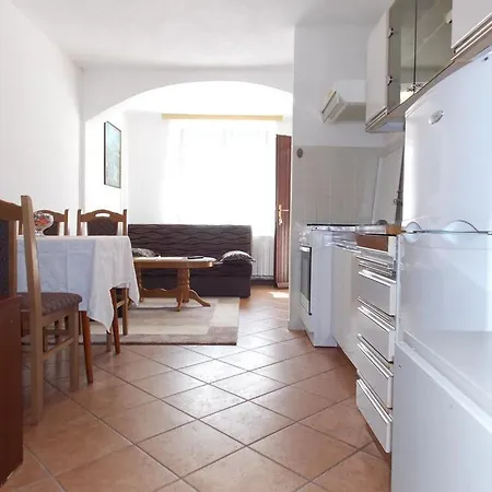 5353e Διαμέρισμα